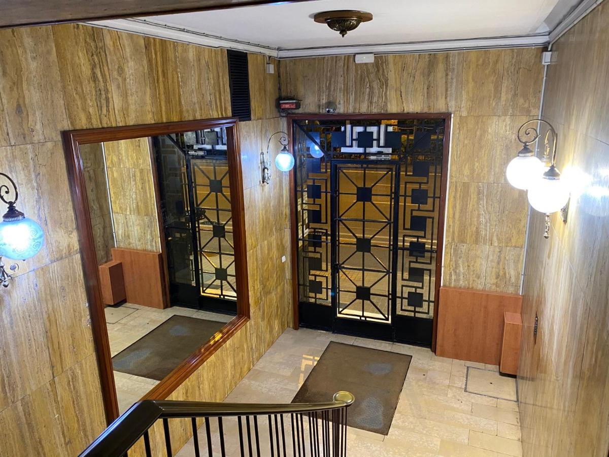 Hostal Granvia 628 Barcelona Exterior photo