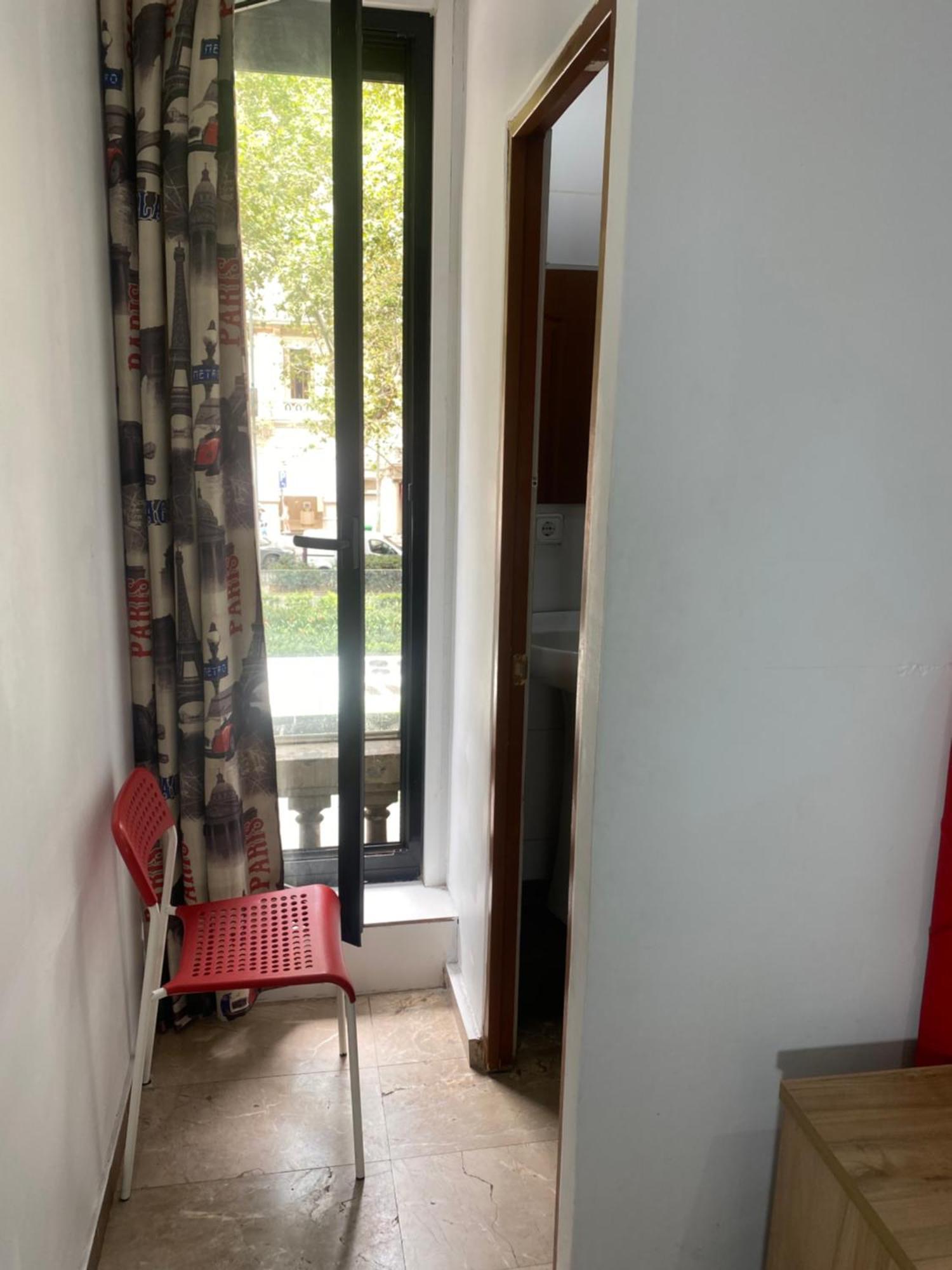 Hostal Granvia 628 Barcelona Exterior photo