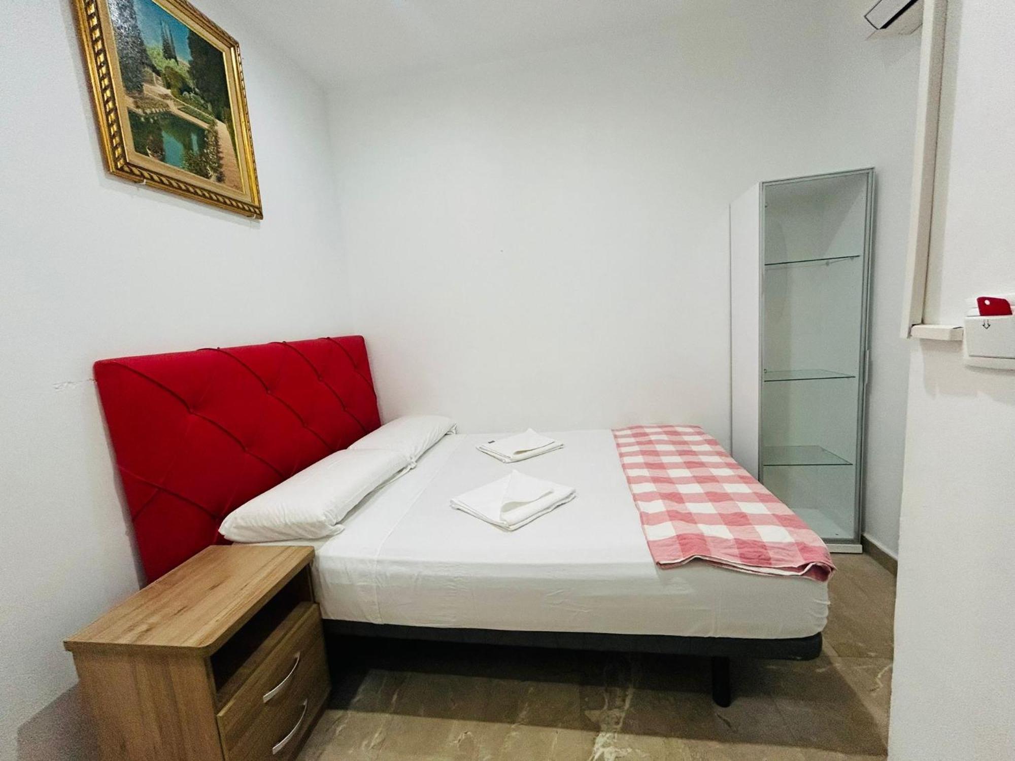 Hostal Granvia 628 Barcelona Exterior photo