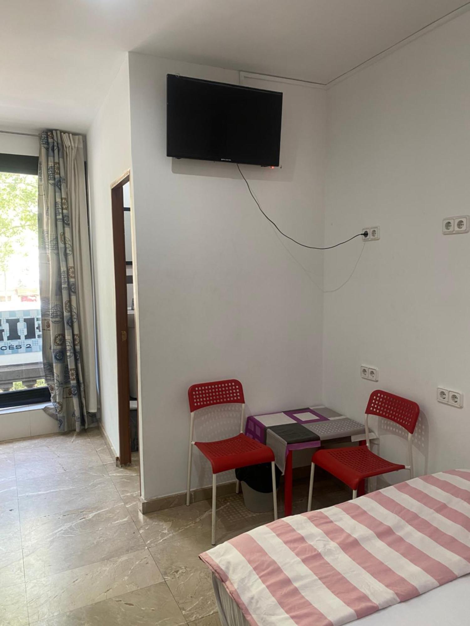 Hostal Granvia 628 Barcelona Exterior photo